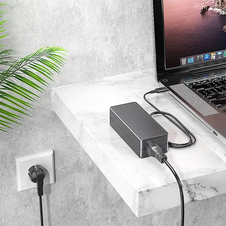 Adaptor daya