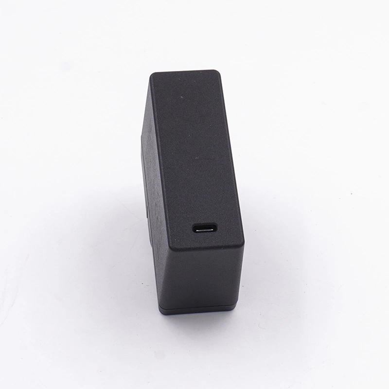 Adaptor Daya Steker 9V 3A yang Dapat Dipertukarkan dengan Output Port USB C