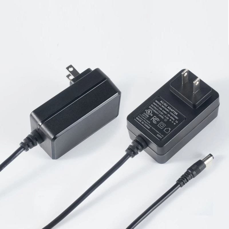 Adaptor Daya Pemasangan di Dinding 12V 2,5A 30W Terdaftar di UL